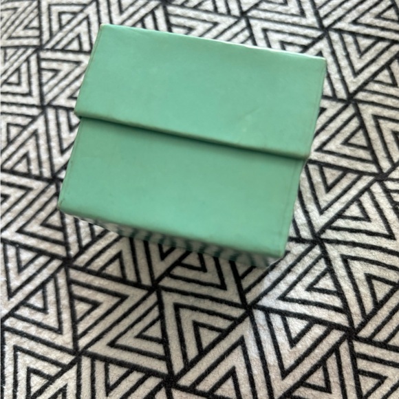 Tiffany authentic gift box with empty black Tiffany & Co. suede ring box w bag. - Picture 5 of 13